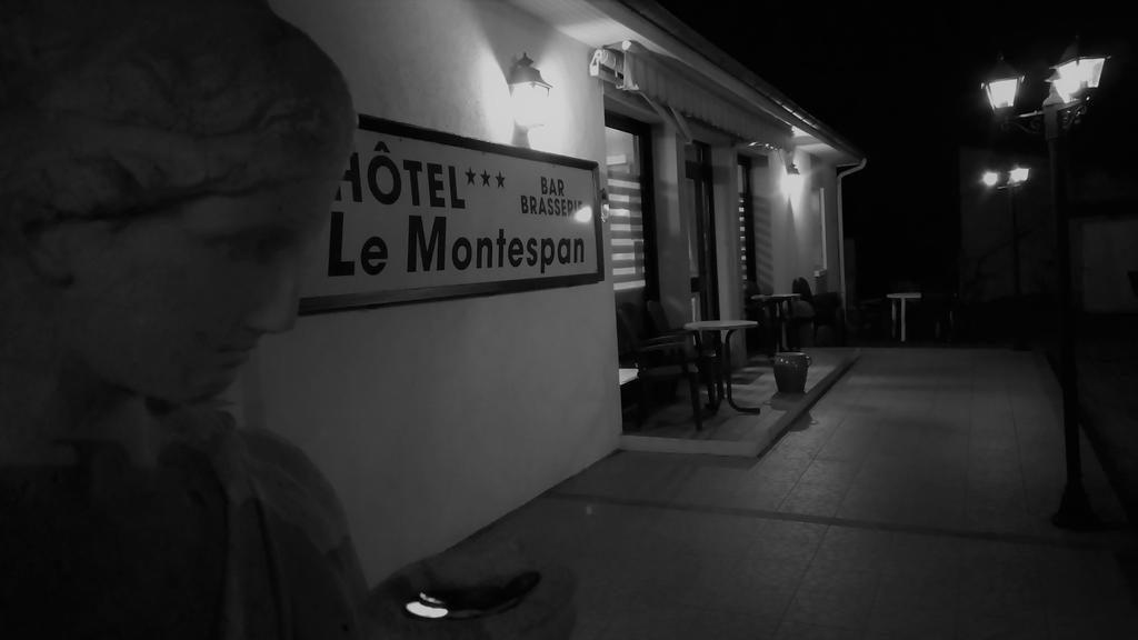 Hotel Montespan Lussac-les-Chateaux Luaran gambar